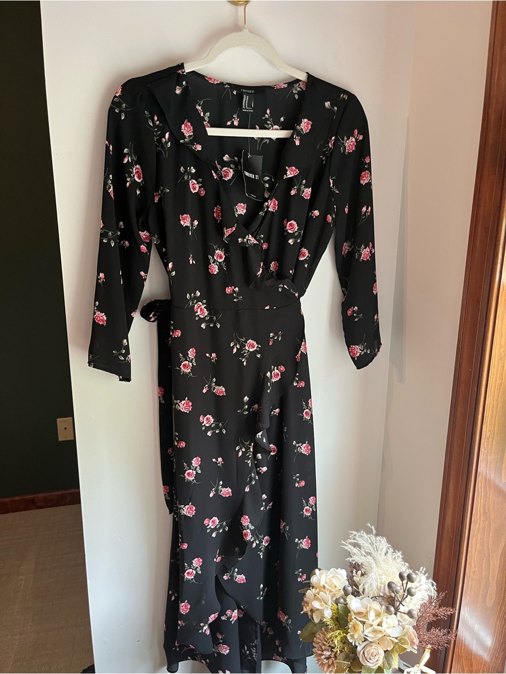 Forever 21 Black Wrap Dress with pink floral print | Size M | NWT